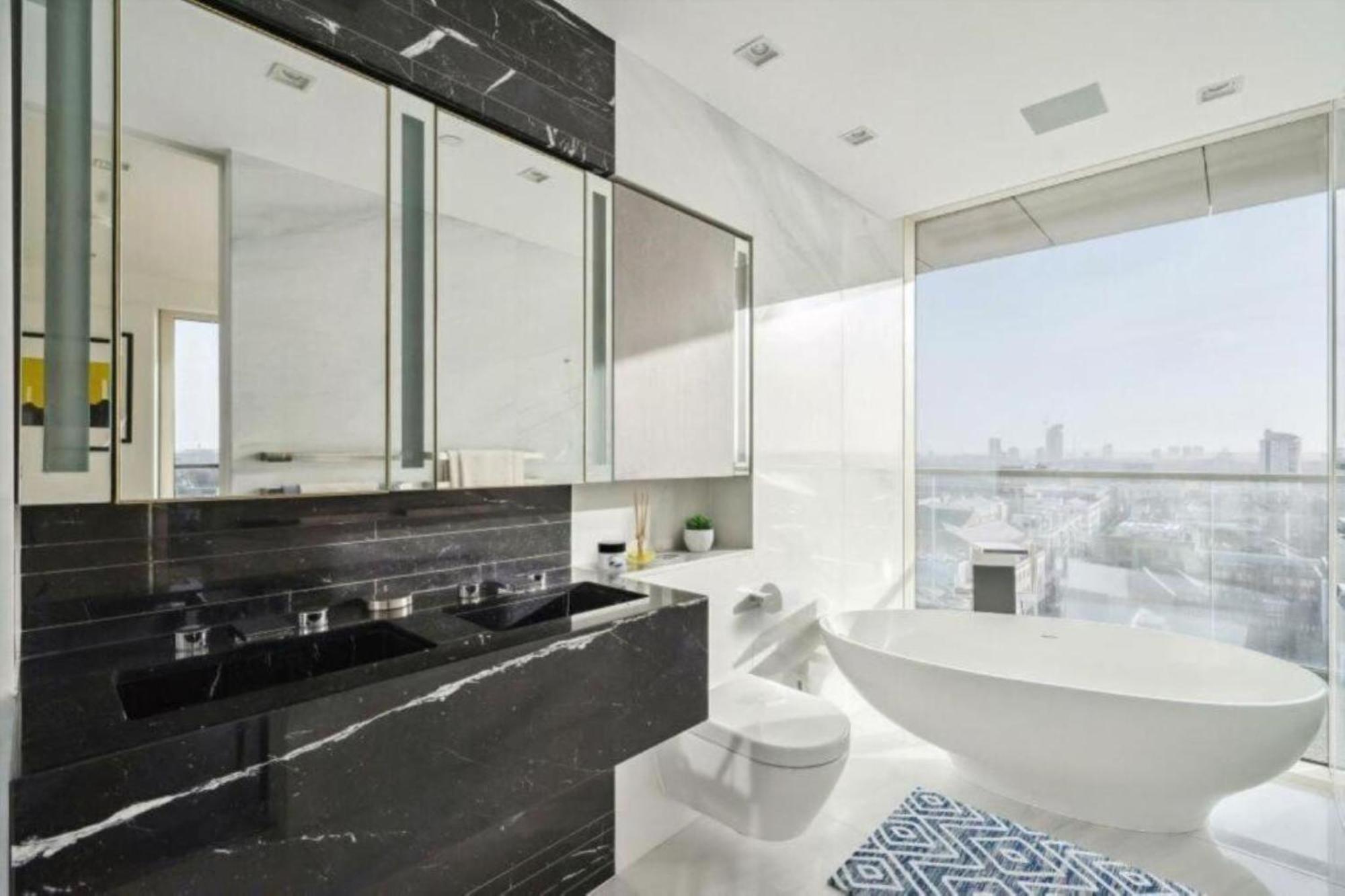 Apartamento 5 Million Pound Stunning Luxury Penthouse Tower Bridge Sleeps 8 Private Jacuzzi Londres